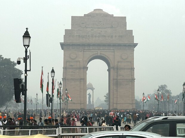 Delhi Iskcon Temple, Lotus Temple, Hanuman temple, Isa Khan's Tomb, Humayun's Tomb, Qutub Minar, Jama Masjid Mughal Mosque