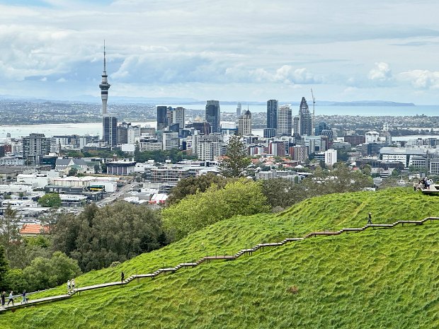 Auckland, Hamilton and Waitomo